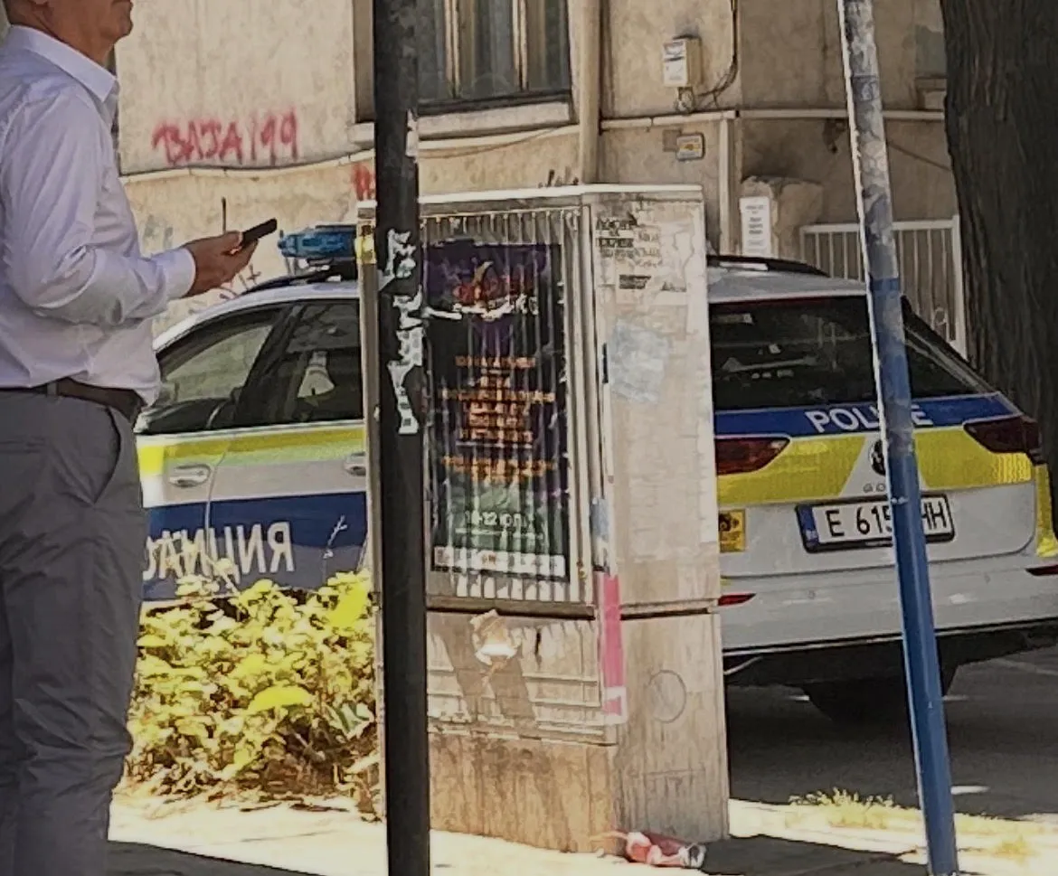 Паника за минути в Благоевград: Две малки деца изчезнаха, полицията ги откри бързо