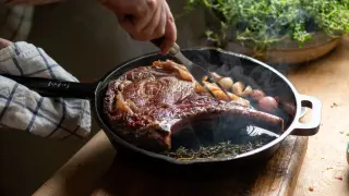 Готвачи по морето прибират заплата като депутати
