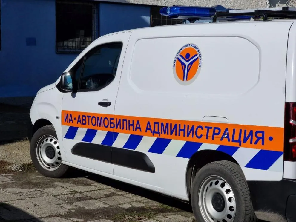 Намаляват дирекциите в „Автомобилна администрация“, МТС ще има още един зам.-министър