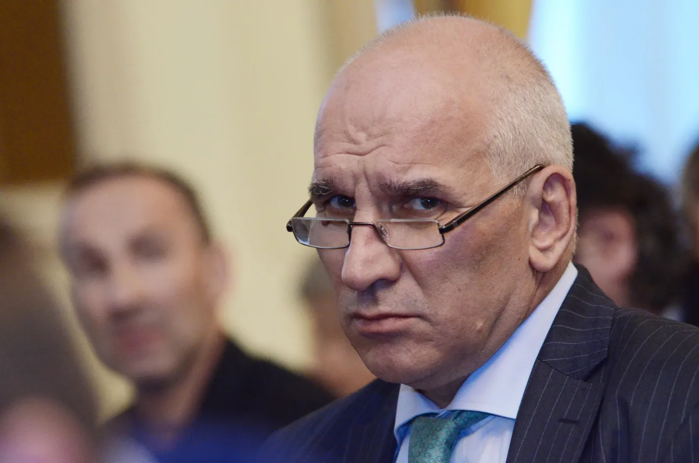 Левон Хампарцумян предупреди: България трябва да трупа резерви преди следващата криза