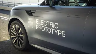 RANGE ROVER SPORT ELECTRIC: Новият връх на спортния лукс