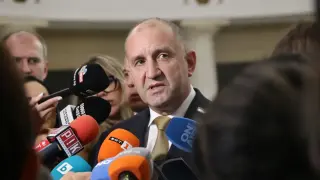 Радев: Южна Европа е в пламъци, 5 вертолета и „Спартан“ са в готовност