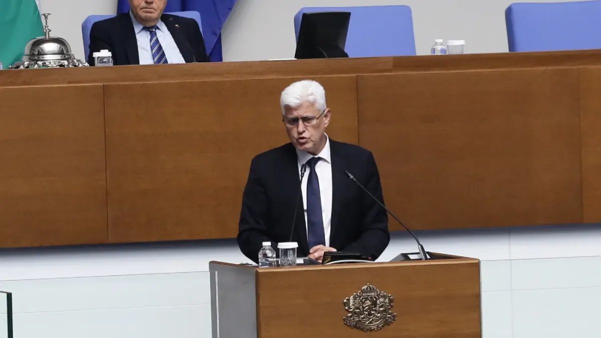 Министърът на отбраната за самолетите в Безмер: Нямам притеснения, но рискове винаги има!
