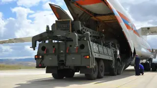 Слуховете за тайна сделка със С-400 се засилват: Турция прави дипломатически маневри за изтребителите F-35