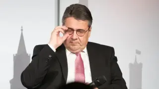 Бивш германски външен министър призовава Европа да преговаря с Русия