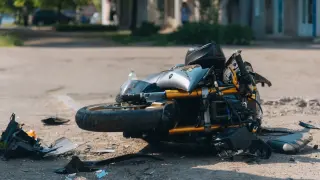Моторист загуби живота си след удар в бордюр в Пловдив