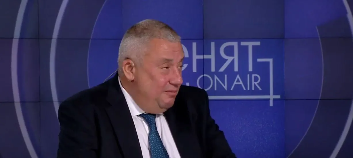 Лидерът на СДС: Разполагането на американски самолети носи риск за България