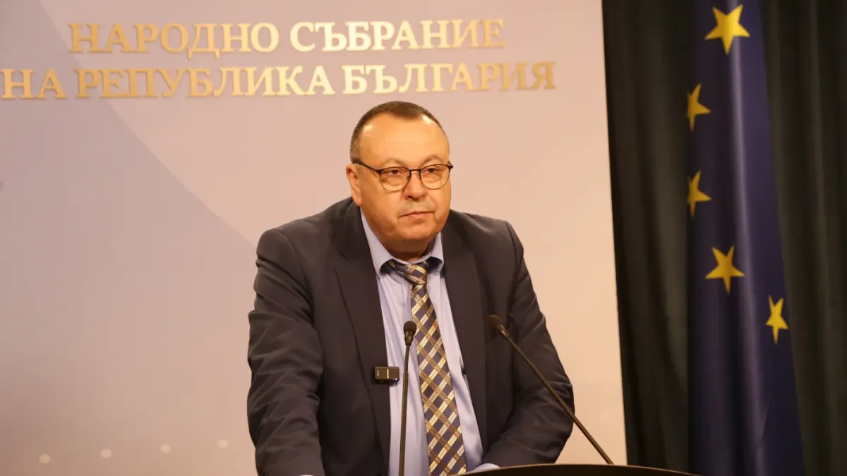 Хамид Хамид: Демерджиев излъга парламента, справката го разобличава