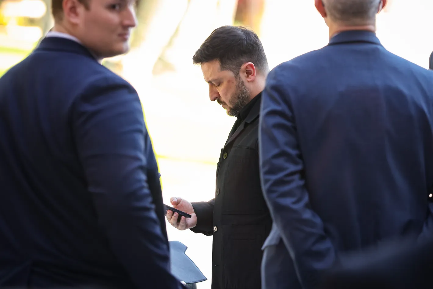 Reuters: Зеленски обсъди с Джаред Къшнър и Стив Уиткоф възможностите за мир с Русия