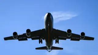Бъг в навигацията спря сертификата на най-големия Boeing 737