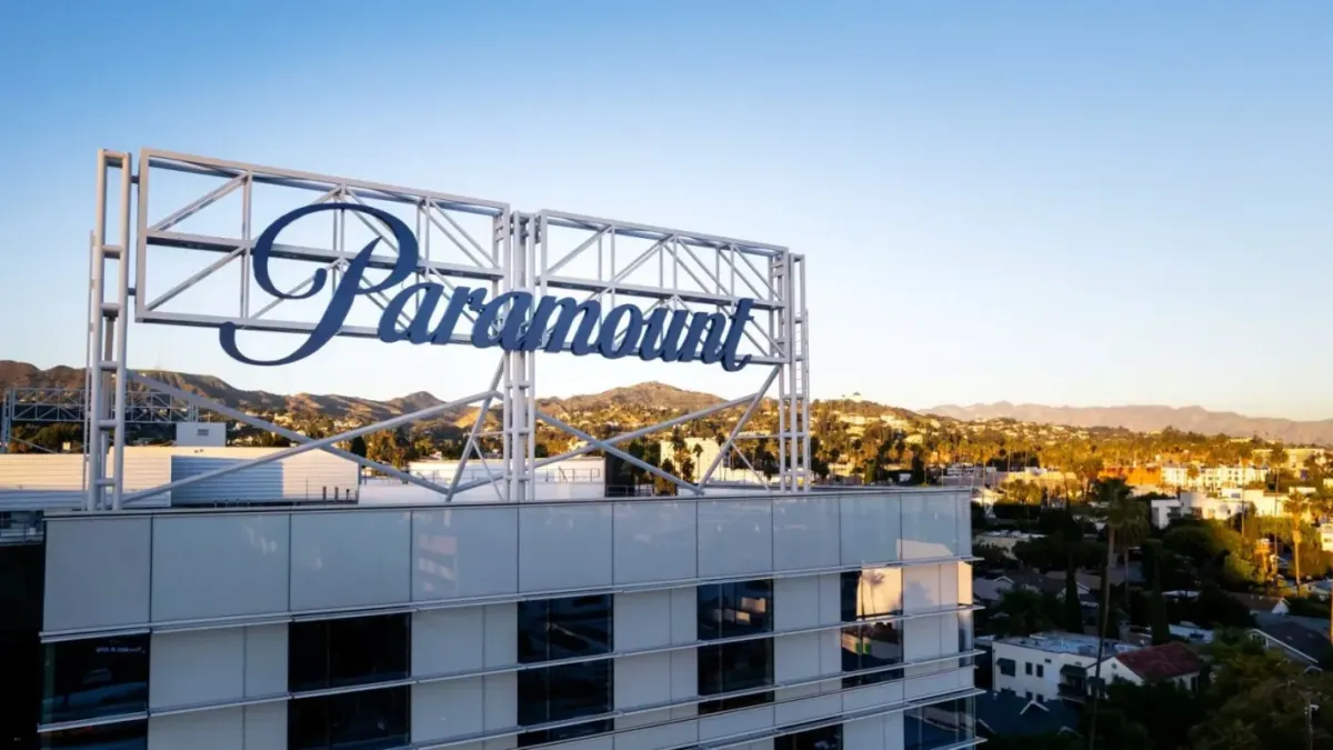 ЕК е одобрила условно мегасливането на Paramount и Warner Bros.