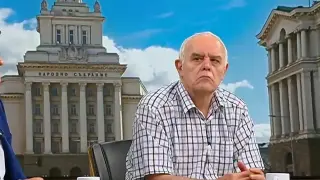 Андрей Райчев за Радев: Какъв е този путинист, който вкарва на „Безмер” американски самолети