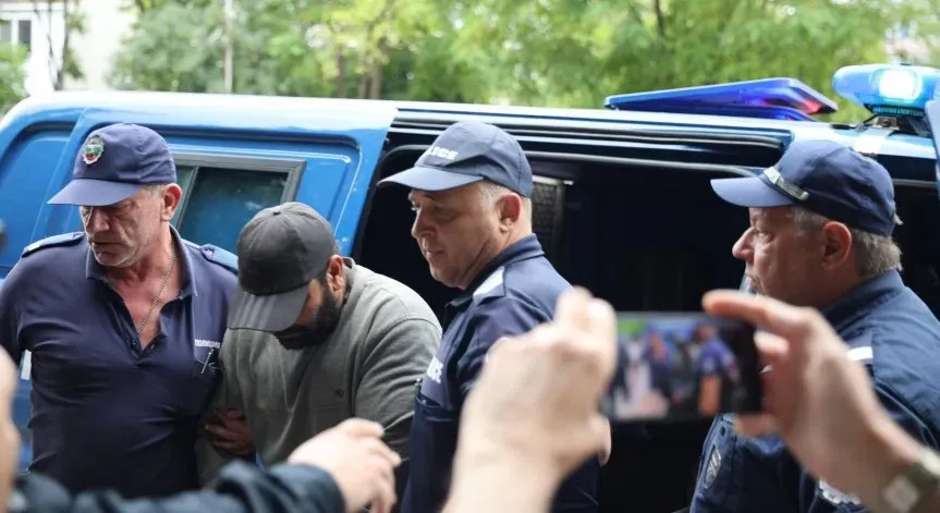 Криминалното минало на Асен Симеонов: От множество кражби до отвличане