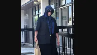 Учителка посягала с години на 10-годишен ученик, сестра му ги намерила под завивките