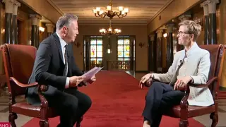 Председателят на надзорния съвет на ЕЦБ: Преходът към еврото в България премина гладко