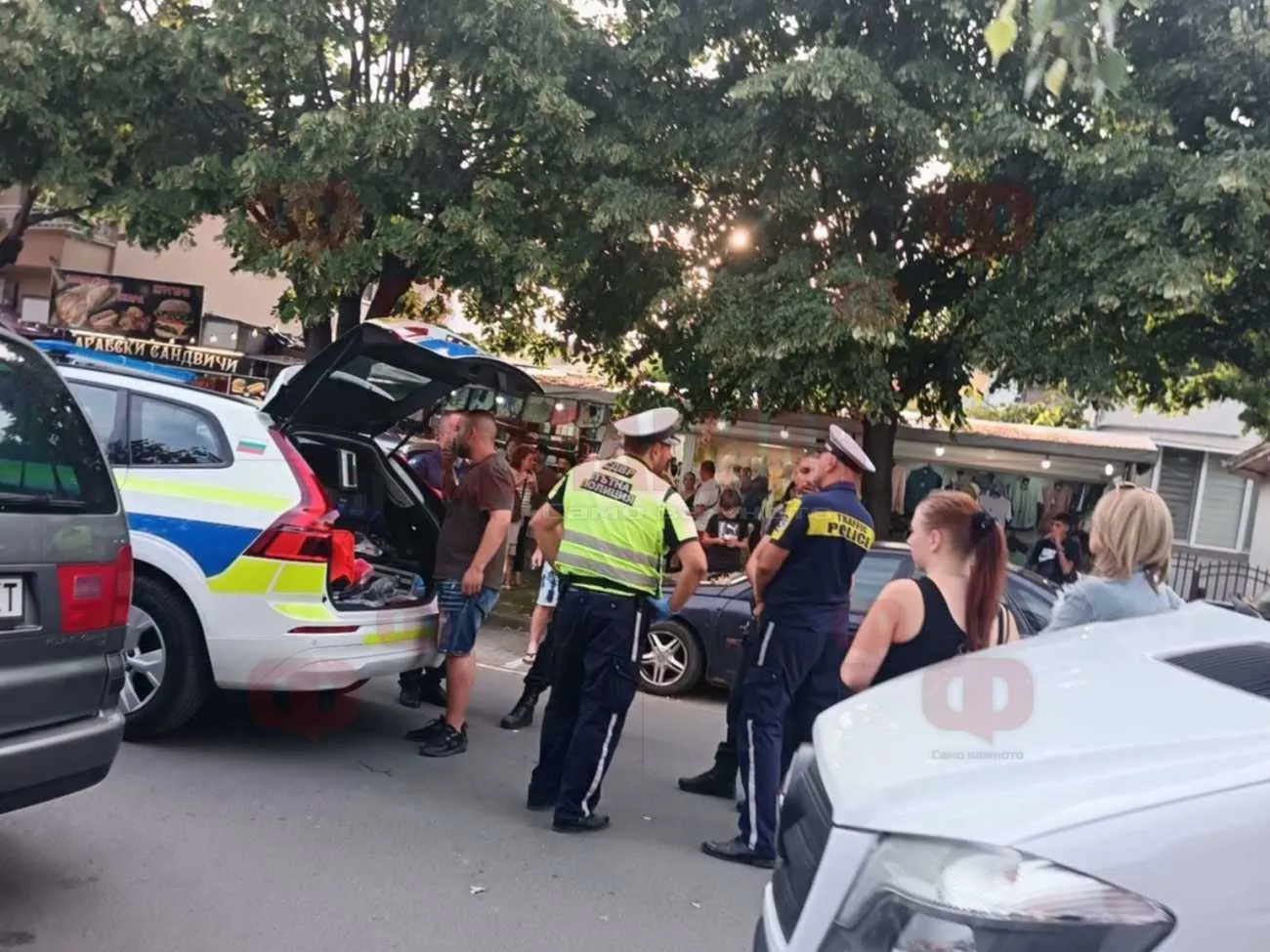 Полицейска патрулка се удари в бягащ „Фолксваген Джета“ край Равда, у водача открили метамфетамин