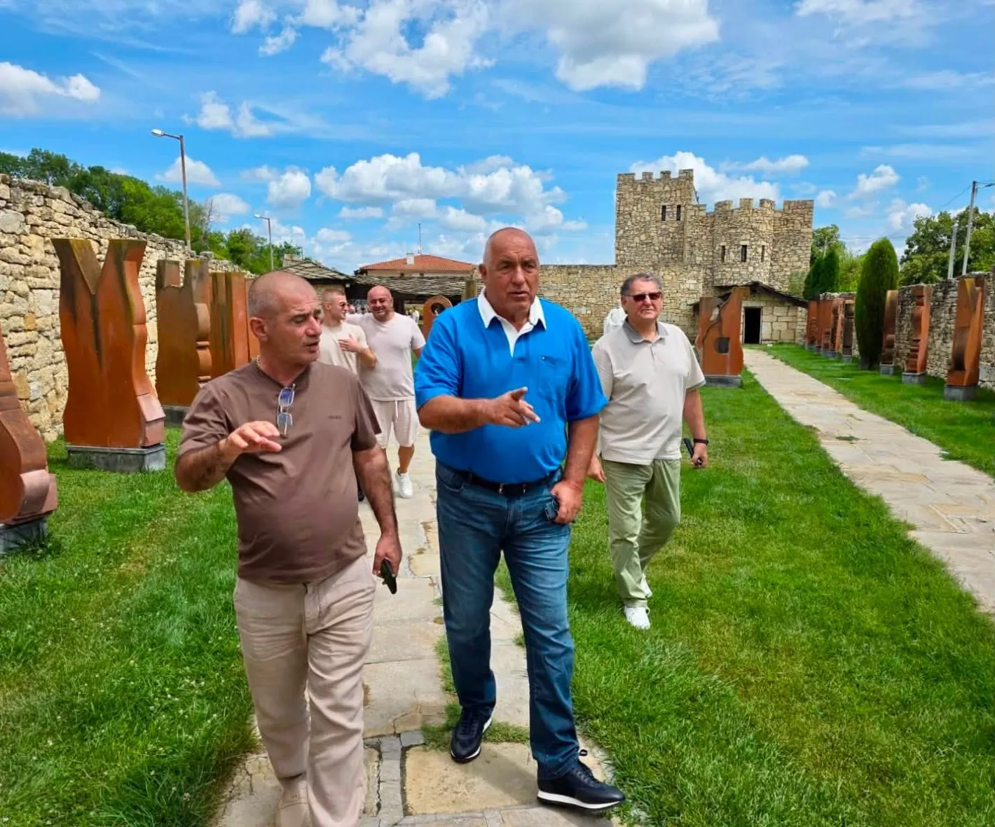 Борисов: „Дворът на кирилицата“ в Плиска трябва да е част от туристическите програми