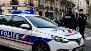 Разследват смъртта на пет новородени, открити в апартамент в град Оранж