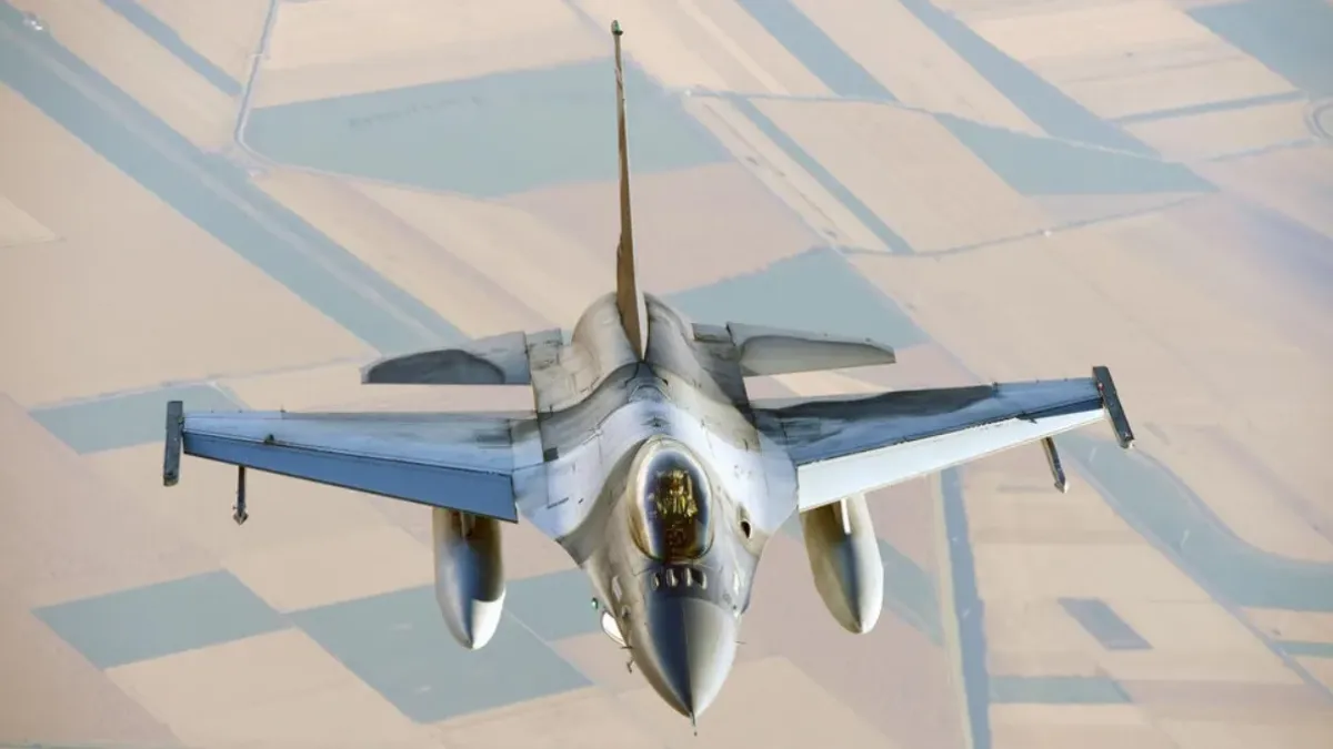 Изтребител F-16 се разби в Украйна при бойна мисия