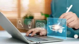 10 полезни начина да използвате изкуствен интелект в училище без да ви изключат