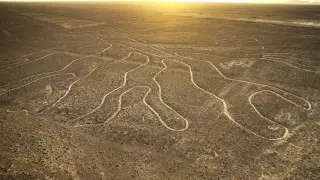 Самолет с туристи се разби край Линиите на Наска, загинаха 13 души