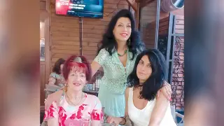 Диана Дафова: Мама ни пази от небето и се радва на успехите ни