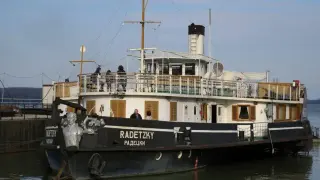 Параходът-музей „Радецки“ спря плаванията си заради ниското ниво на река Дунав