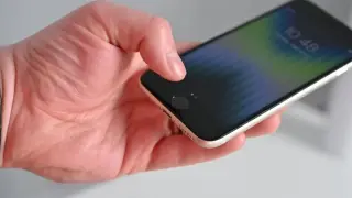 Защо Apple премахна бутона Home от iPhone и ще се върне ли някога