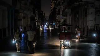Електропреносната мрежа на Куба е възстановена след близо двудневен национален срив