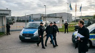 Шпионски скандал в Германия: Арестуваха украинец за заснемане на оръжеен завод в Бавария