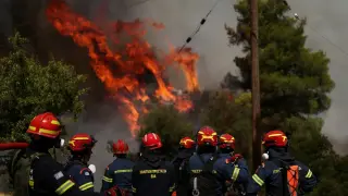 Червен код за опасност от пожари е обявен в Северна Македония
