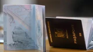 Разкриха престъпна мрежа за придобиване на румънско гражданство
