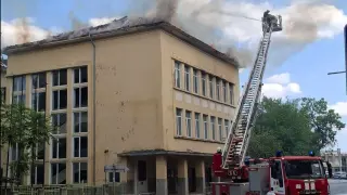 Деца са безчинствали и са подпалили бившата сграда на Техникума в Монтана
