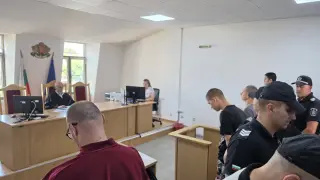 Майката на задържания Ангел: Той членува в скинарска организация от 1,5 г., но е опитал да спре побоя над Георги Кузев