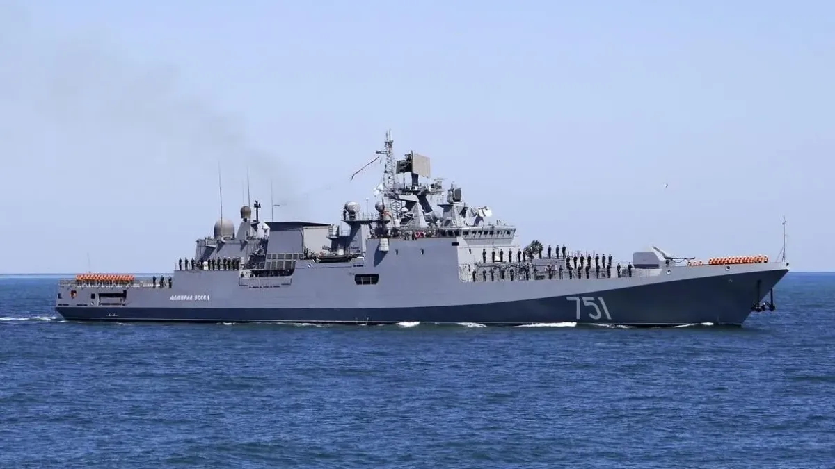 Украинското разузнаване потвърди: Поразени са фрегатите „Адмирал Есен“ и „Адмирал Макаров“ в Новоросийск