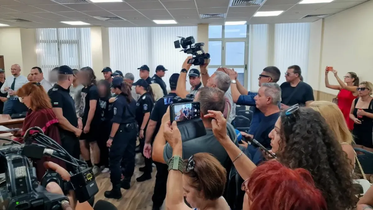 Социалните са работили с едно от децата преди убийството в Пловдив, обсъждат ограничения за социалните мрежи