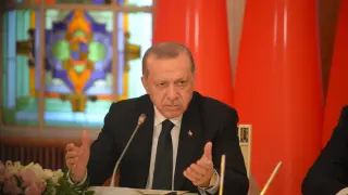 Политически обрат в Турция: Новата партия на Йозгюр Йозел поведе пред ПСР на Ердоган
