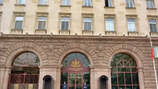 До 22 септември ще стане ясно кой ще се изправи срещу Илияна Йотова