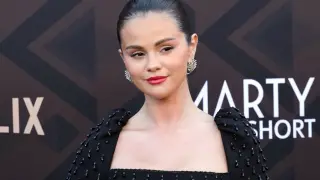 Съдят Селена Гомес за предполагаема измама около стартъпа ѝ