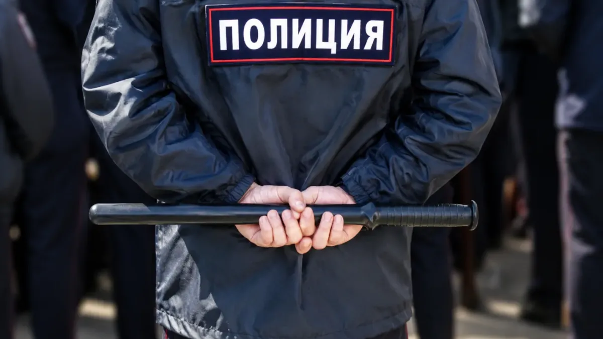 Криминално проявен мъж бе задържан в Казанлък след опит за бягство от полицията