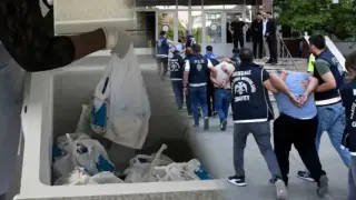 В Турция: Откриха труп, разчленен на 7 части, лежал 11 години във фризер! Задържани са 17 души