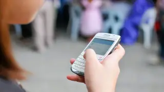 Устройствата BlackBerry изчезнаха с появата на iPhone , но компанията продължава да трупа печалби