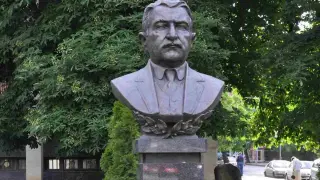 Пенчо Семов – бедното момче, превърнало се в индустриален гигант и дарило богатството си на България