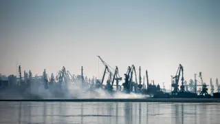 Икономическата война се изостря: Русия удари логистиката и износа на Украйна