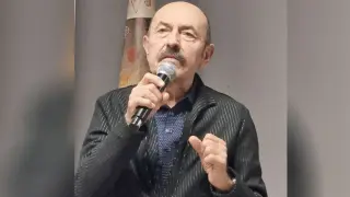 Ин мемориам: Шумналиев градеше къщи от думи