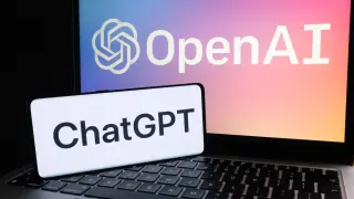 Вратичка в ChatGPT for Teens: Ученици успяват да заобиколят новите ограничения за домашни