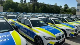 Проверка на БЛИЦ какво съдържа автопаркът на МВР: От „Лада Нива“ и S-класи до луксозни BMW и нови азиатски коли
