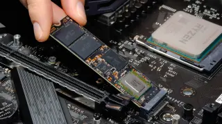 Не съсипвайте външното си SSD: 5 грешки, които унищожават паметта му