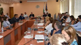 МИИИ обсъди със заинтересованите страни проекта на Методика за определяне на справедливата стойност на основни хранителни продукти