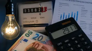 КЕВР определи компенсациите за тока за юли: до 29,17 евро/MWh за битовите клиенти